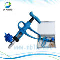 Blue color of veterinary continuous injector
